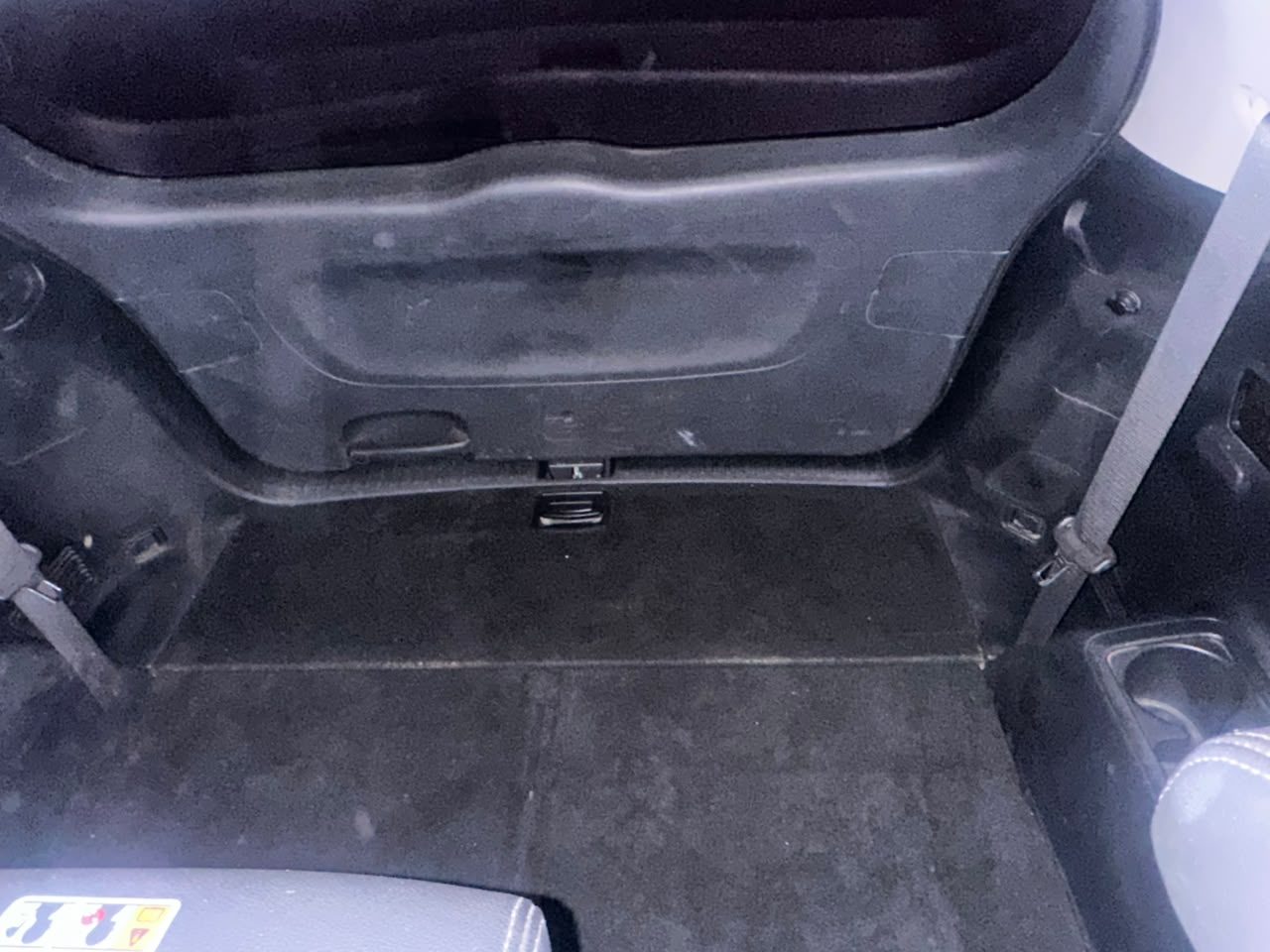 Hyundai SantaFe, plate RAH 200 Y — Boot